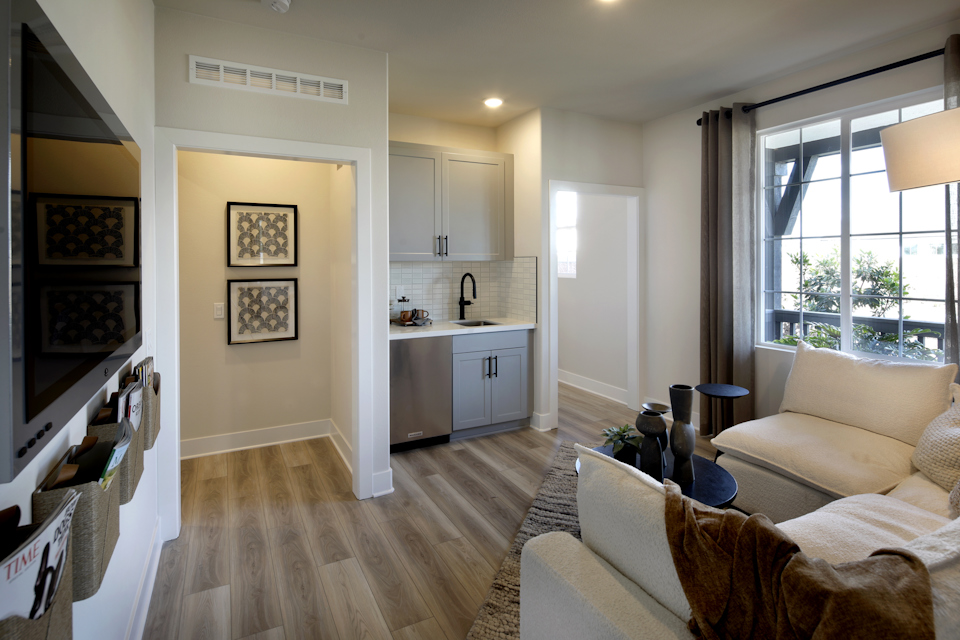 cc-heritagech-plan3-guestsuite1