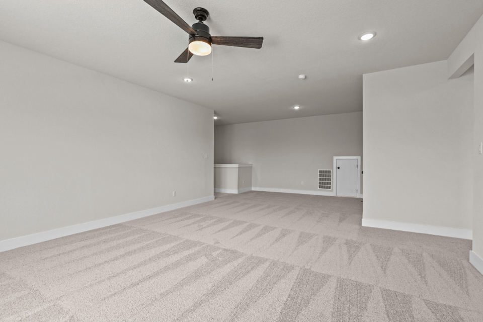 A large empty room.