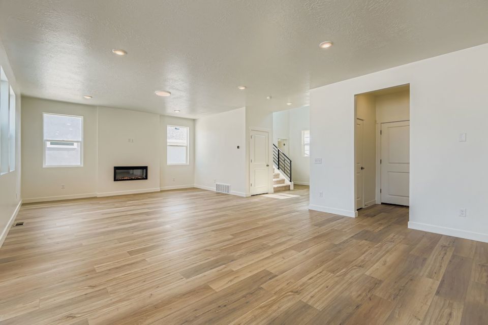 A large empty room.